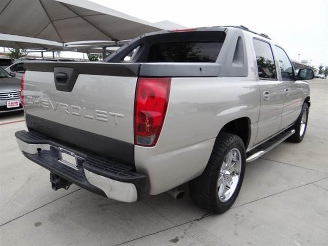 Chevrolet Avalanche 2005 photo 3