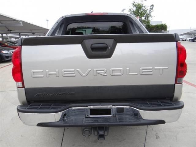 Chevrolet Avalanche 2005 photo 4