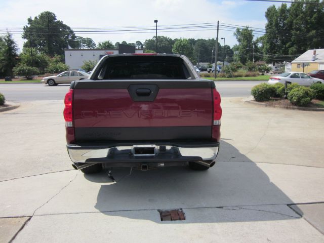 Chevrolet Avalanche C350 4dr Sdn 3.5L Sport RWD Sedan Pickup Truck