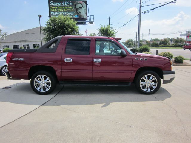 Chevrolet Avalanche 2005 photo 2