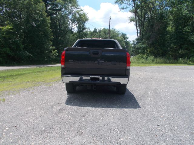 Chevrolet Avalanche 2005 photo 3