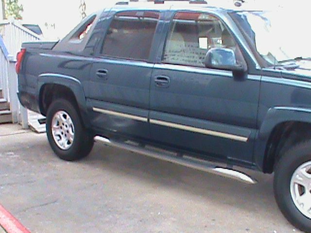 Chevrolet Avalanche C350 4dr Sdn 3.5L Sport RWD Sedan Pickup Truck