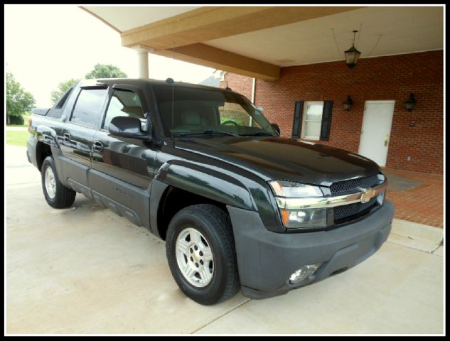 Chevrolet Avalanche 2005 photo 4