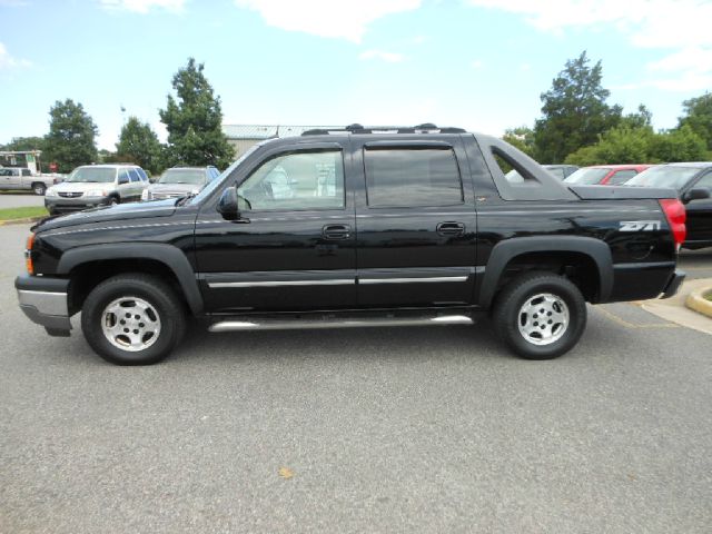 Chevrolet Avalanche 2005 photo 3