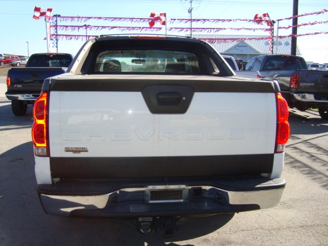 Chevrolet Avalanche 2005 photo 3