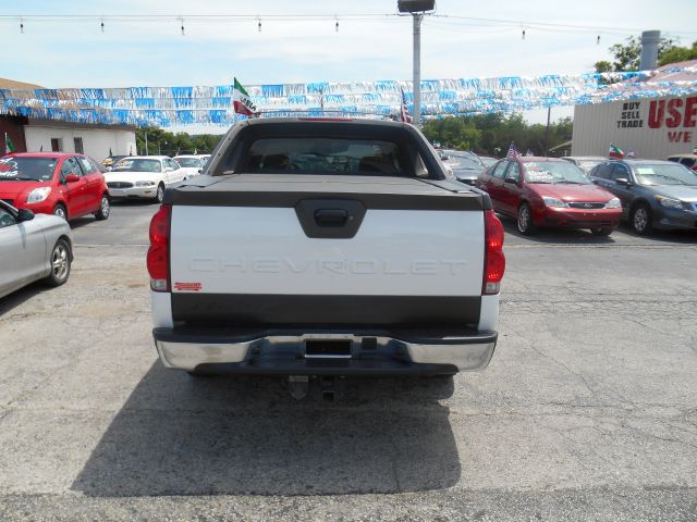 Chevrolet Avalanche 2005 photo 2