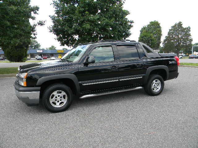 Chevrolet Avalanche C350 4dr Sdn 3.5L Sport RWD Sedan Pickup Truck