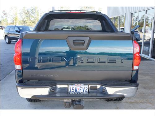 Chevrolet Avalanche 2005 photo 2