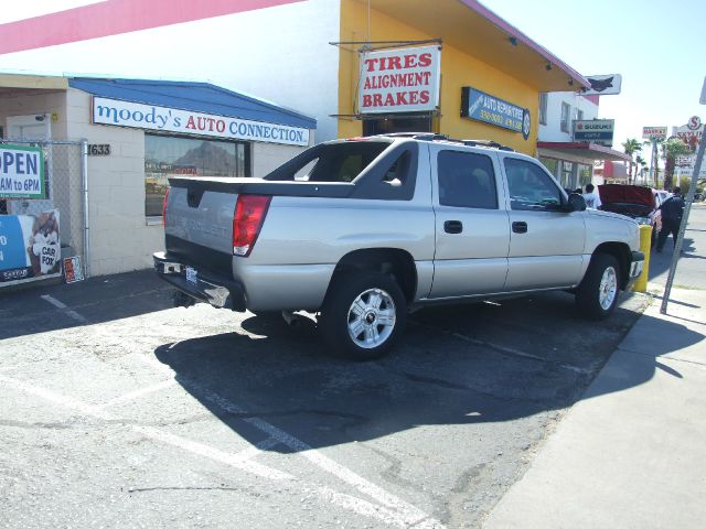 Chevrolet Avalanche 2005 photo 3