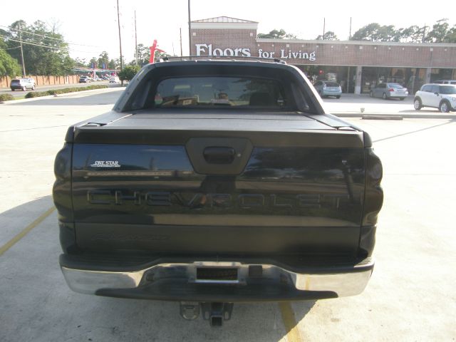 Chevrolet Avalanche 2005 photo 16