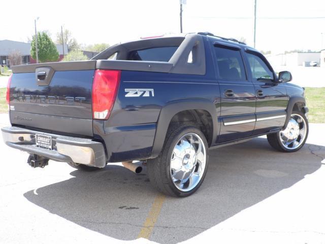 Chevrolet Avalanche 2005 photo 23