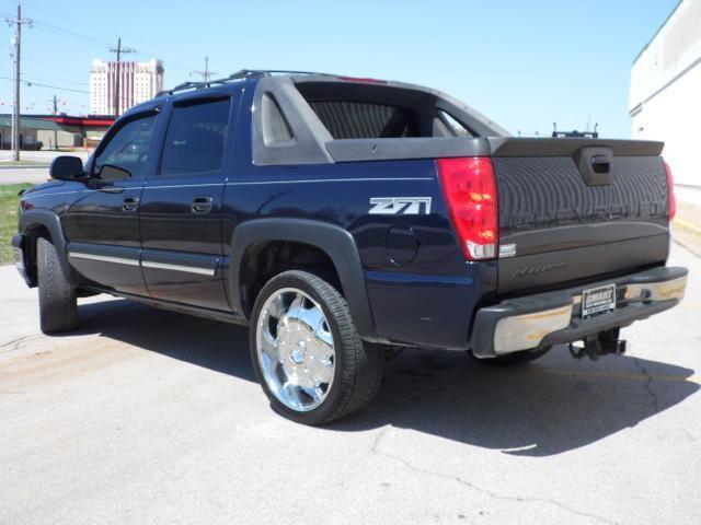 Chevrolet Avalanche 2005 photo 3