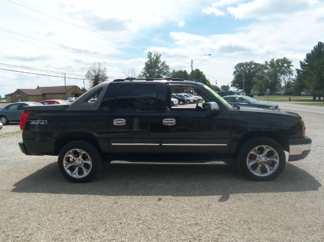 Chevrolet Avalanche 2005 photo 3