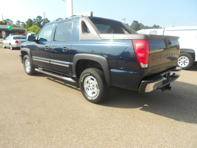 Chevrolet Avalanche 2006 photo 15