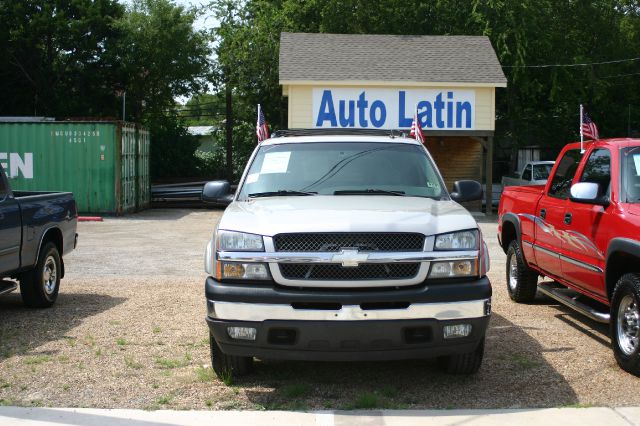 Chevrolet Avalanche 2006 photo 2