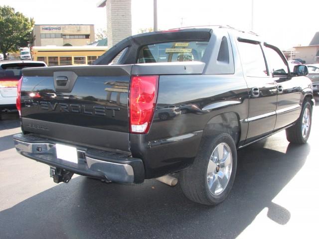 Chevrolet Avalanche 2006 photo 2