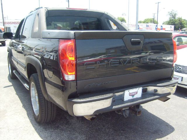 Chevrolet Avalanche 2006 photo 3