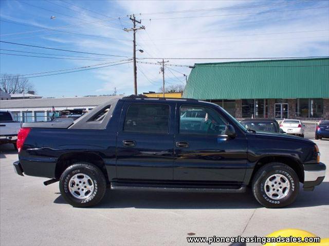 Chevrolet Avalanche 2006 photo 3