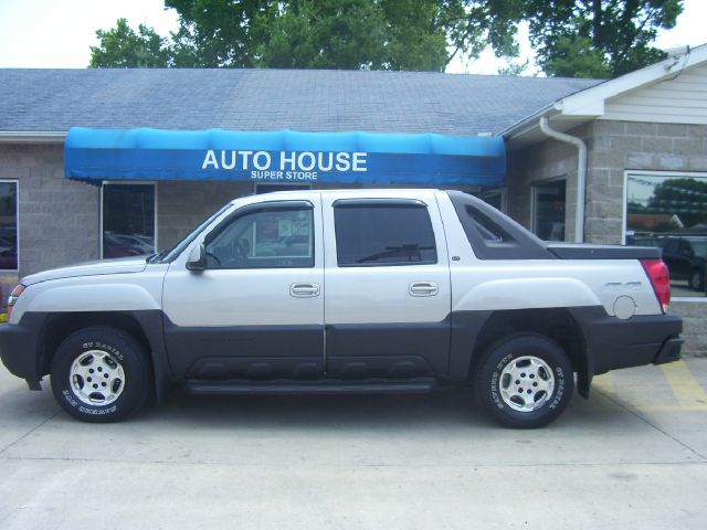 Chevrolet Avalanche C350 4dr Sdn 3.5L Sport RWD Sedan Pickup Truck