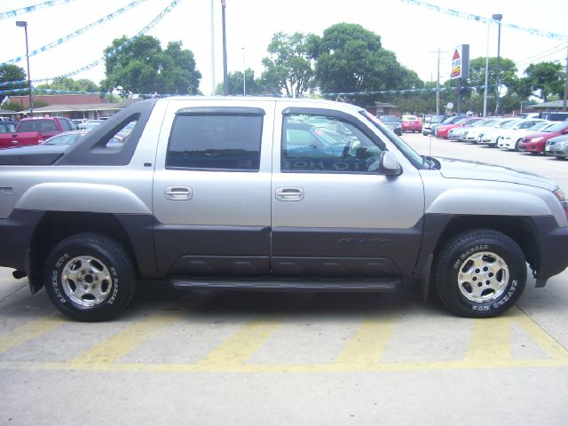 Chevrolet Avalanche 2006 photo 2