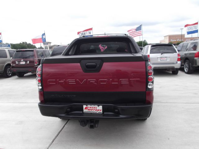 Chevrolet Avalanche 2006 photo 3