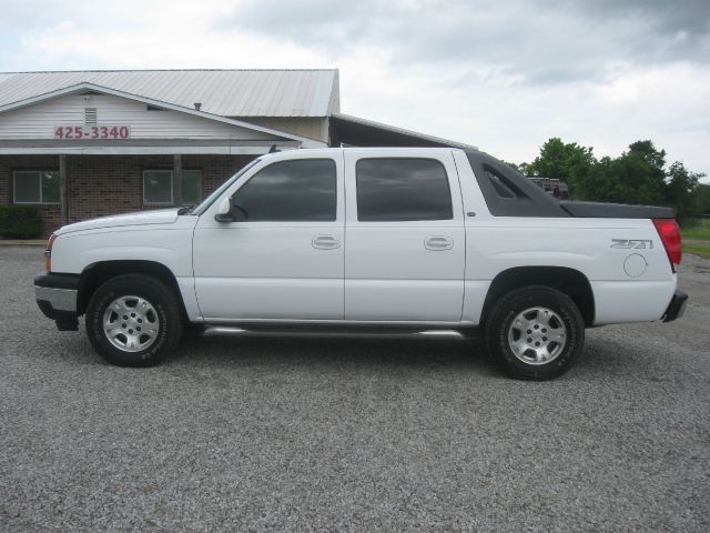 Chevrolet Avalanche 2006 photo 3