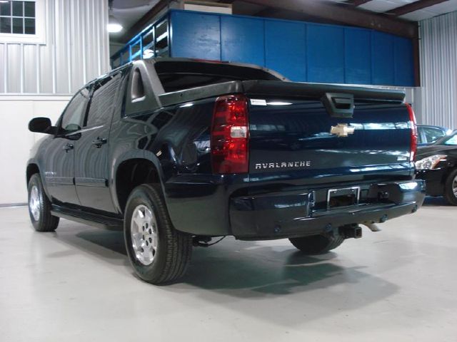 Chevrolet Avalanche 2007 photo 3