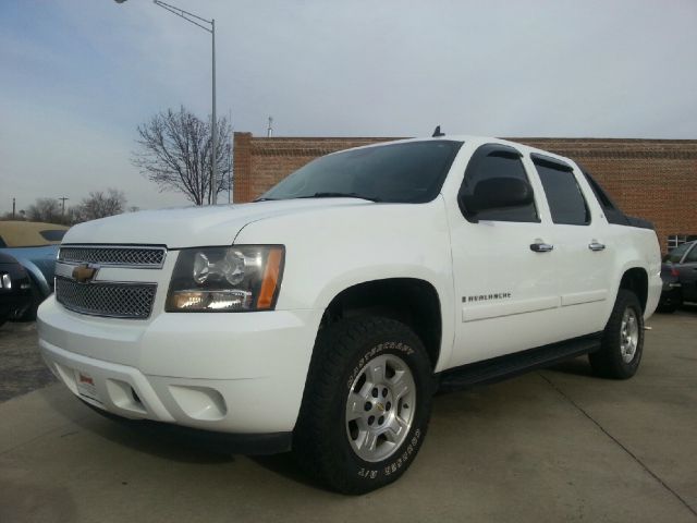 Chevrolet Avalanche 2007 photo 2