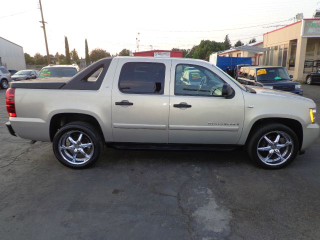 Chevrolet Avalanche 2007 photo 4