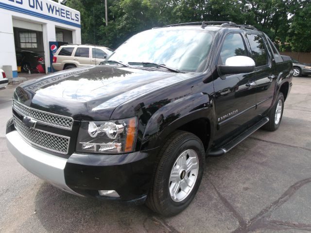 Chevrolet Avalanche 2007 photo 2