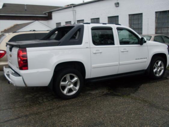 Chevrolet Avalanche 2007 photo 1