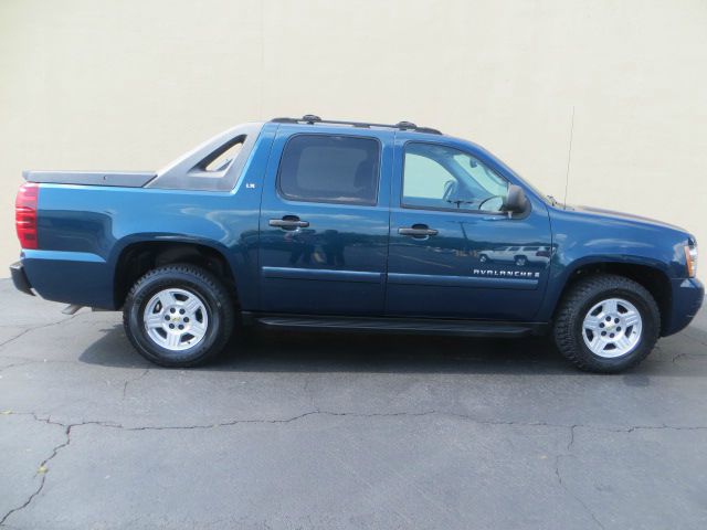 Chevrolet Avalanche 2007 photo 3