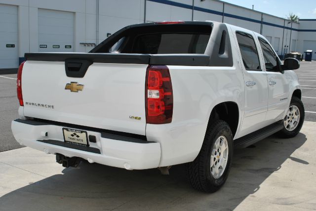 Chevrolet Avalanche 2500 Utility Pickup Truck