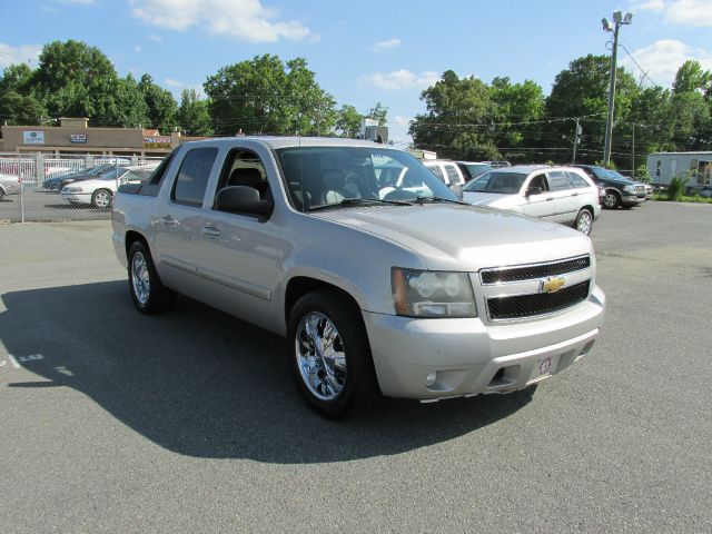 Chevrolet Avalanche 2007 photo 4