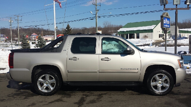 Chevrolet Avalanche 2007 photo 4