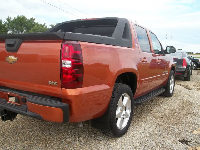 Chevrolet Avalanche C300w Pickup Truck