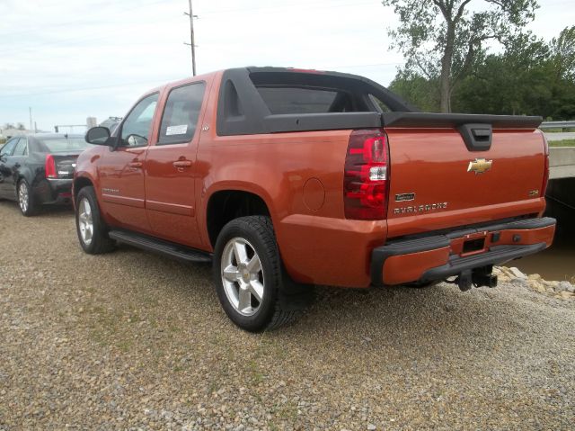 Chevrolet Avalanche 2007 photo 3