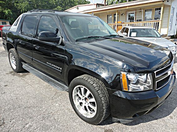 Chevrolet Avalanche 2007 photo 2