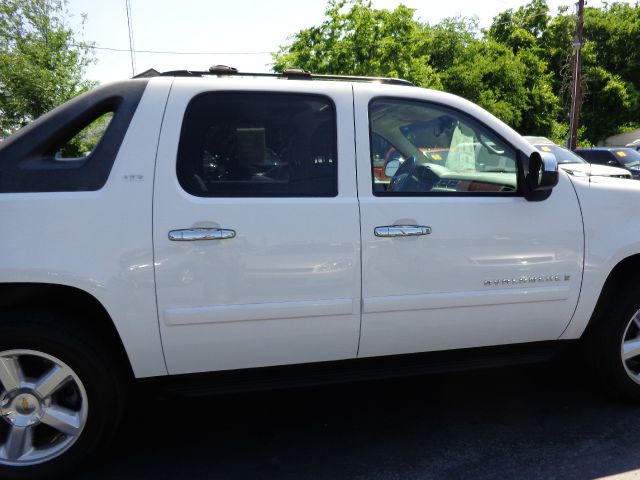 Chevrolet Avalanche 2007 photo 14