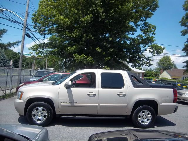 Chevrolet Avalanche 2500 Utility Pickup Truck