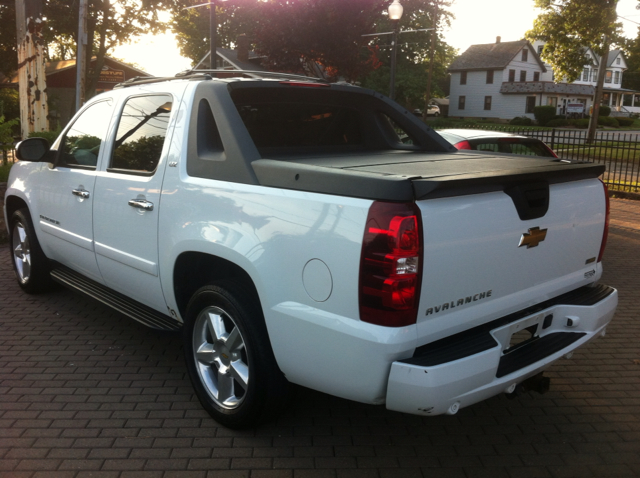 Chevrolet Avalanche 2008 photo 4