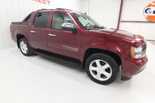 Chevrolet Avalanche 2008 photo 2