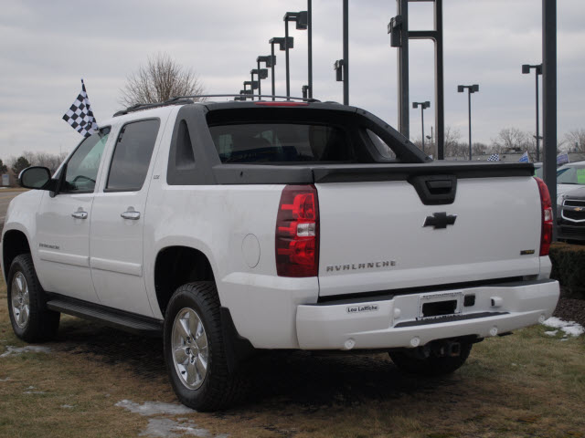 Chevrolet Avalanche 2008 photo 5