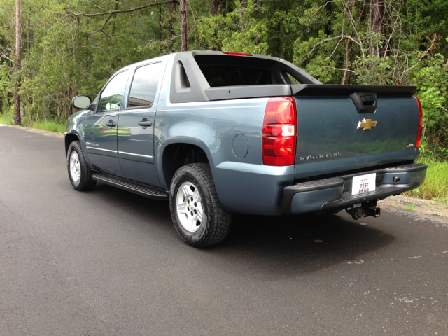 Chevrolet Avalanche 2008 photo 1