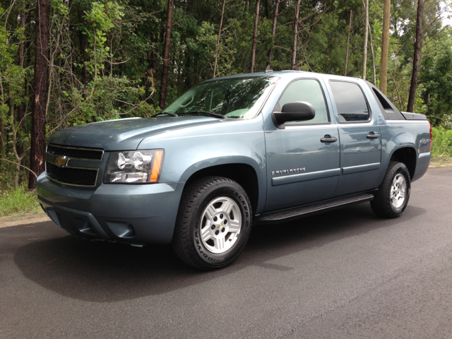 Chevrolet Avalanche 2008 photo 3