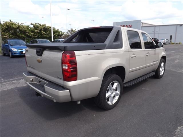 Chevrolet Avalanche 2008 photo 6