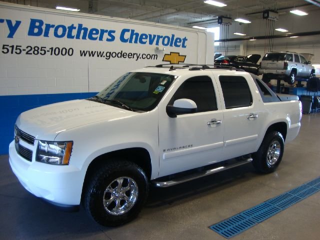 Chevrolet Avalanche 2008 photo 3