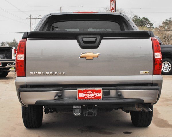 Chevrolet Avalanche 2008 photo 3