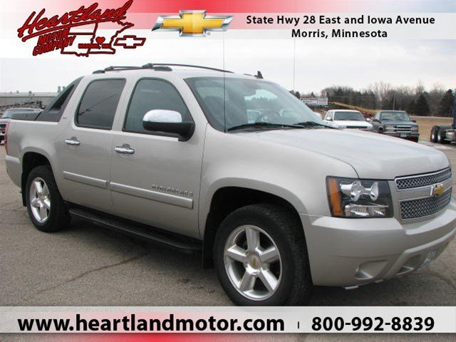 Chevrolet Avalanche 2008 photo 3