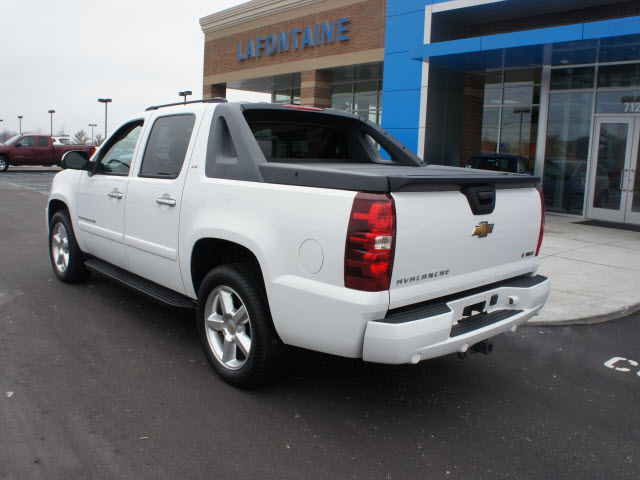 Chevrolet Avalanche 2008 photo 1